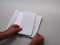 Portosparer als Selfmailer: 16 Seiten Inhalt mit 4 Seiten Umschlag und 2 Seiten Antwortkarte